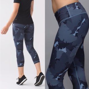 Lululemon Wunder Under Crop II Palm Party Size 4